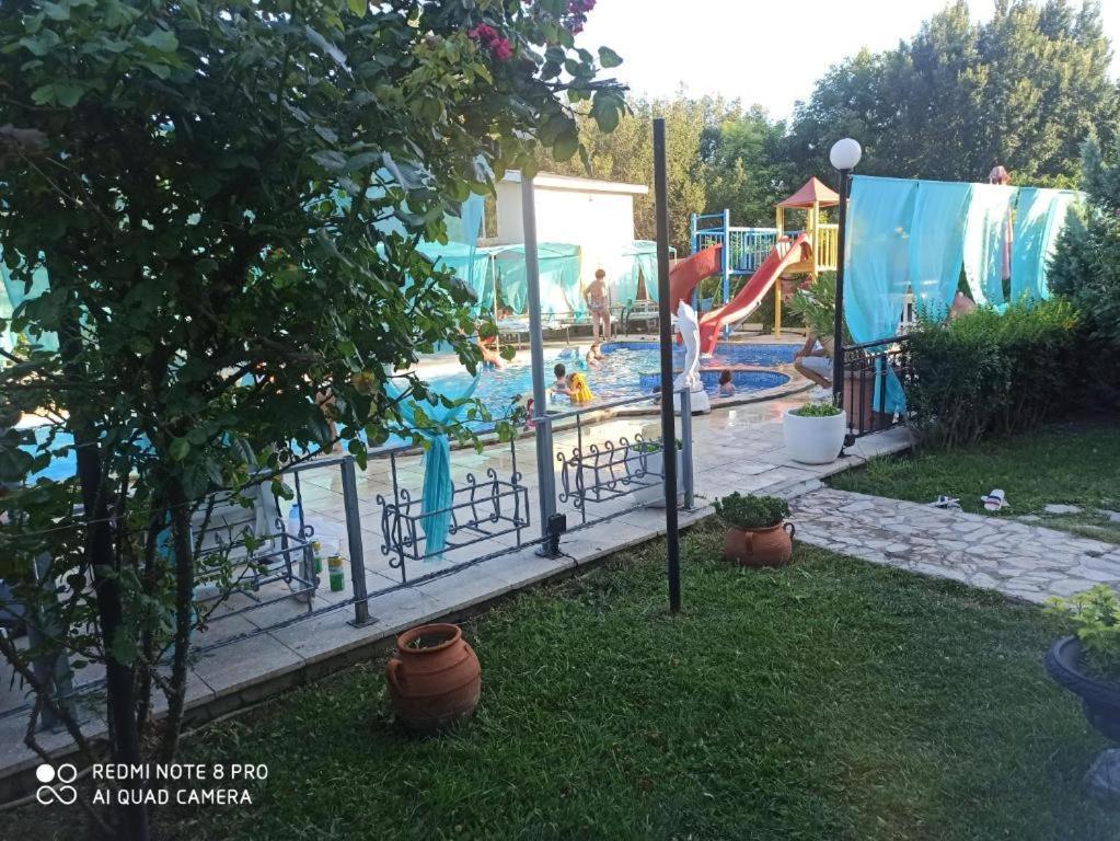 Apartments Devora 1 & Bar & Restaurant Варна Экстерьер фото