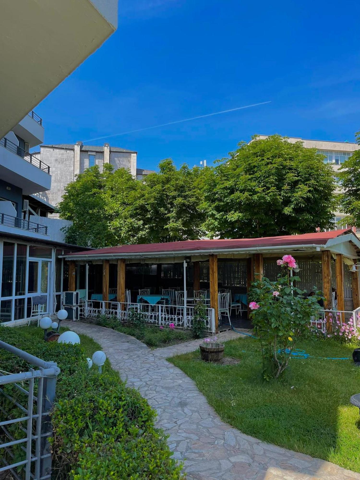 Apartments Devora 1 & Bar & Restaurant Варна Экстерьер фото